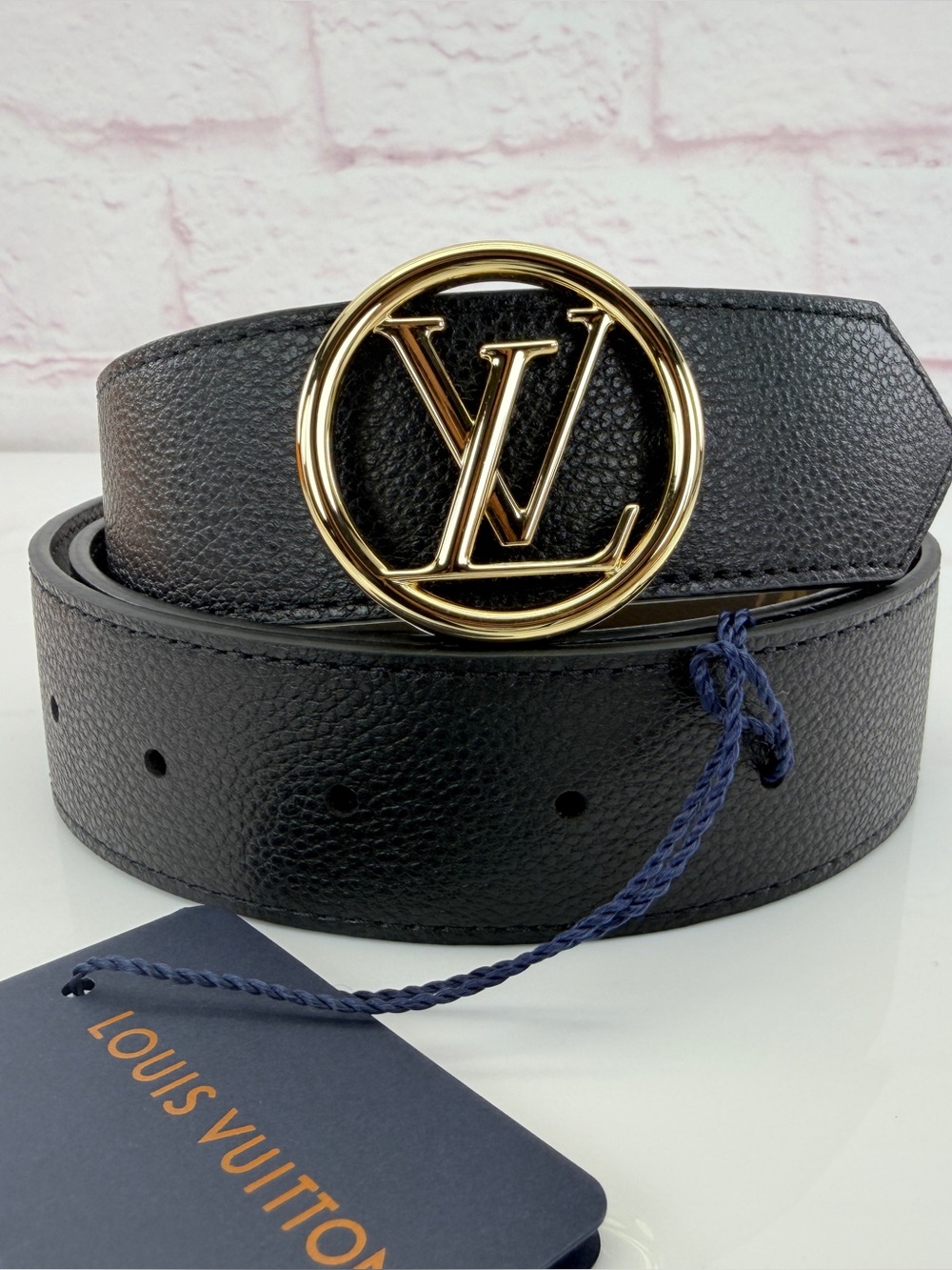 LOUIS VUITTON Monogram Canvas Black 35 MM LV Circle Reversible Belt Size 80/32